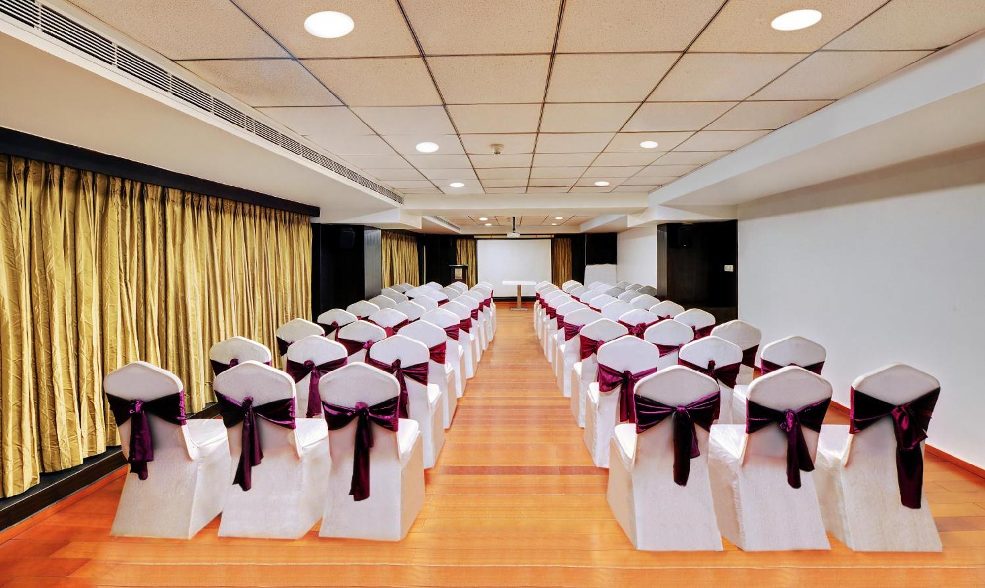 Iris The Business Hotel Bangalore Luaran gambar