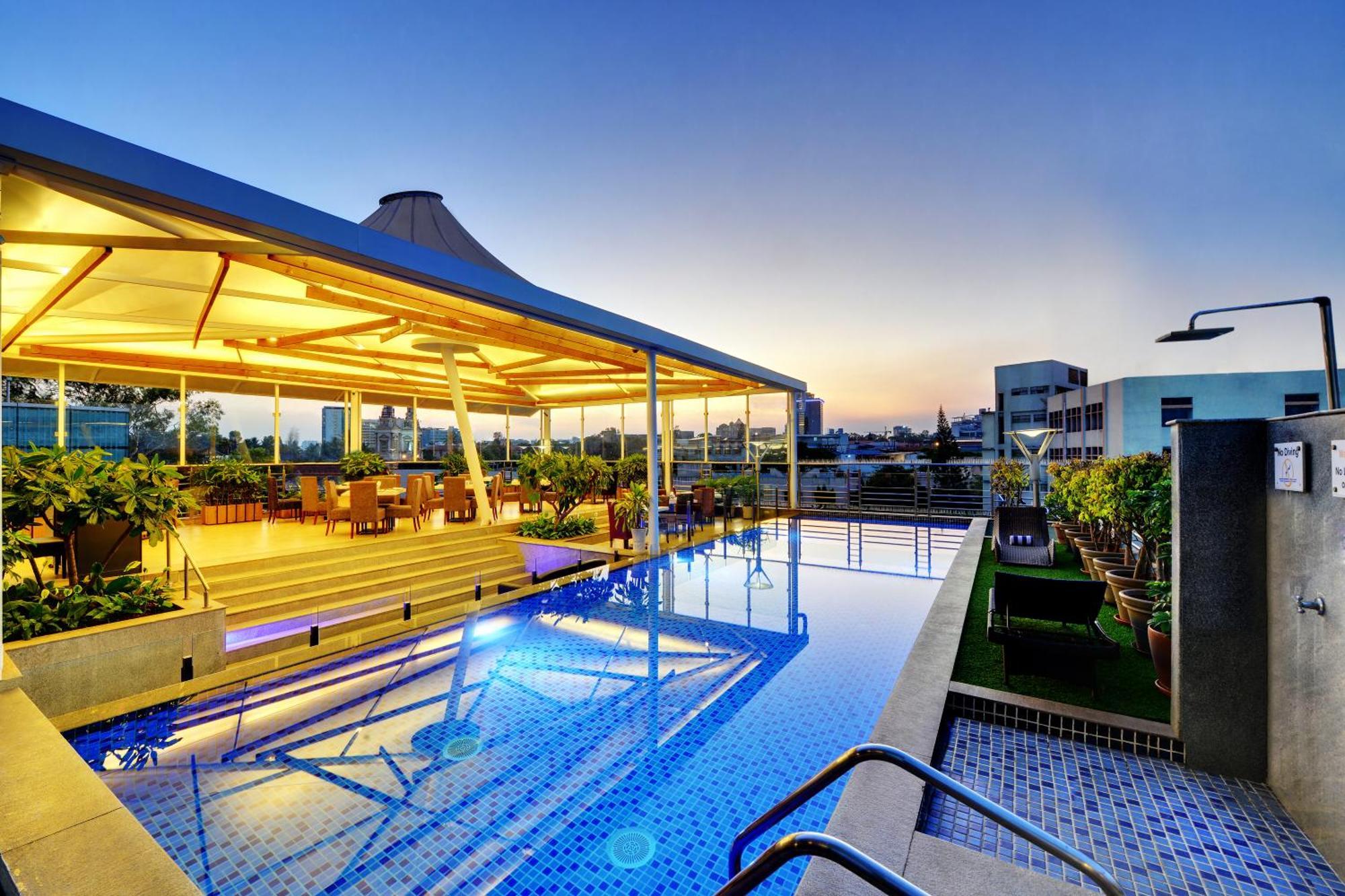 Iris The Business Hotel Bangalore Luaran gambar