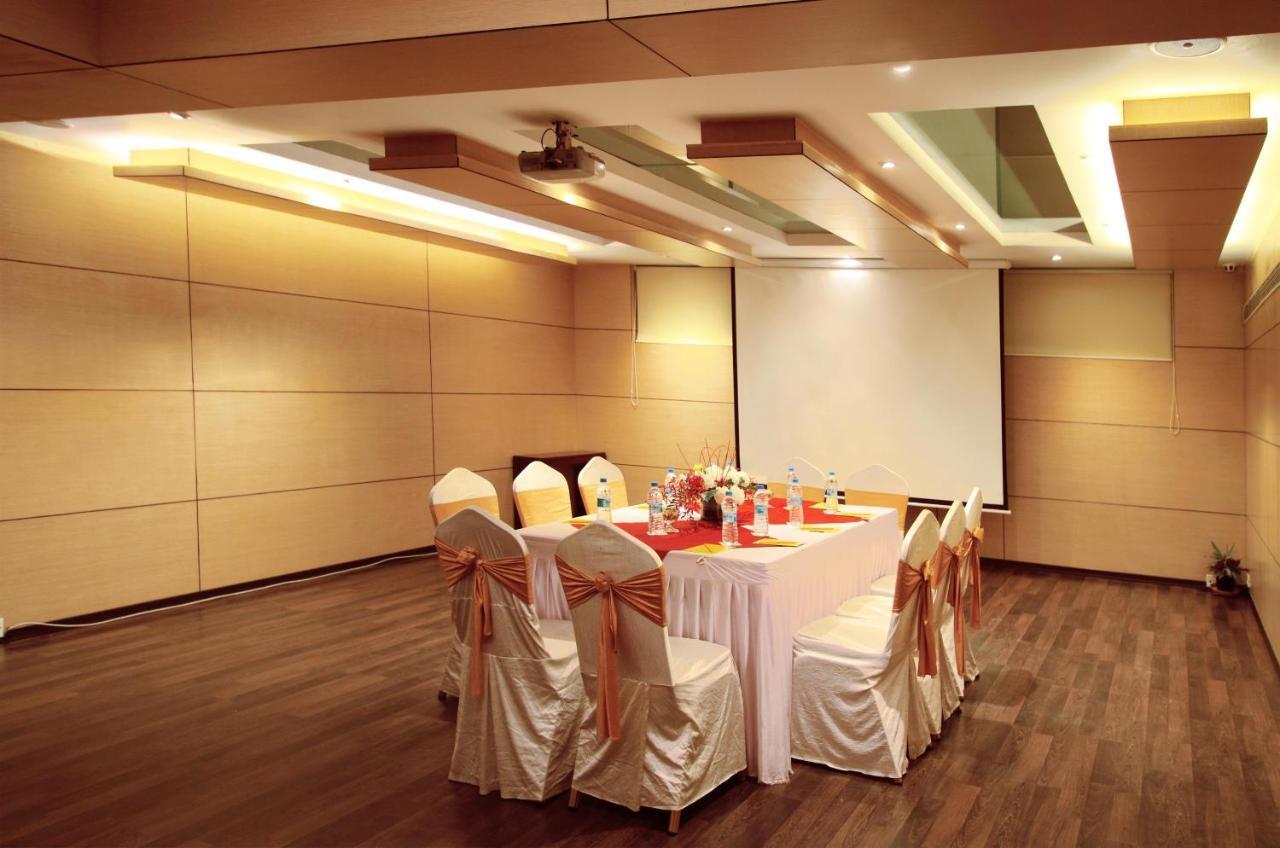 Iris The Business Hotel Bangalore Luaran gambar